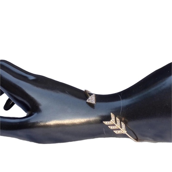 Rhinestone Arrow Bracelet Adjustable Gold Bangle Bracelet Arrowhead New - Picture 6 of 9